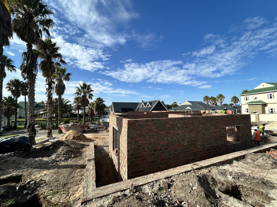 3 Bedroom Property for Sale in Marina Martinique Eastern Cape